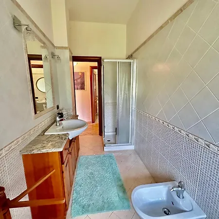 Finestra Sulle Alpi E Golf Apartamento