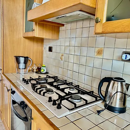 Finestra Sulle Alpi E Golf Lägenhet