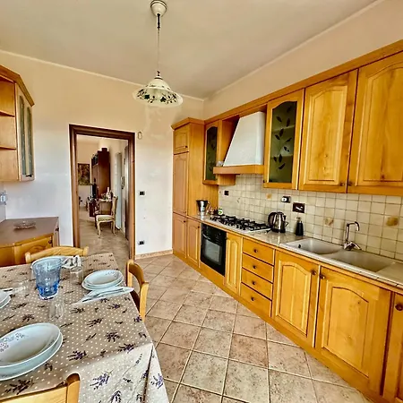 Finestra Sulle Alpi E Golf