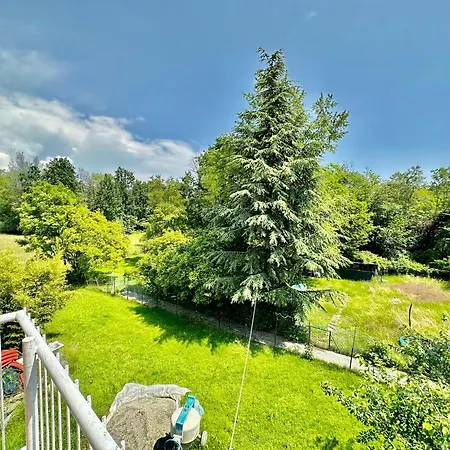 Finestra Sulle Alpi E Golf Apartamento *