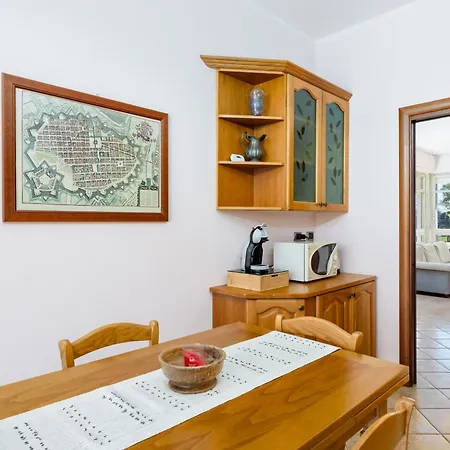 Finestra Sulle Alpi E Golf Apartment